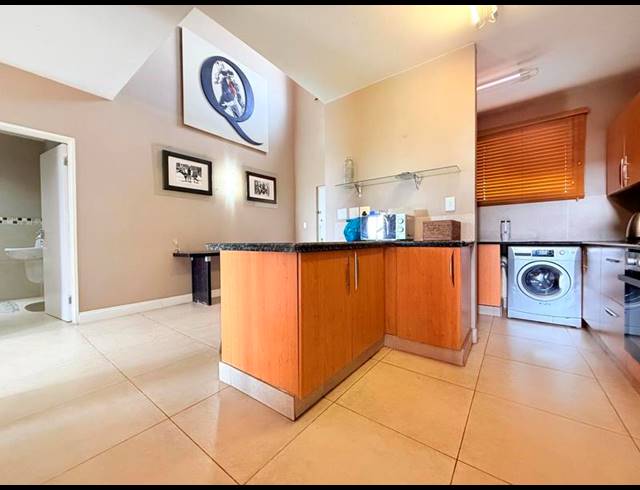 2 BEDROOM APARTMENT FOR SALE IN MORNINGSIDE